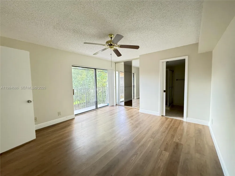 716 NW 98th Way Plantation, FL 33324