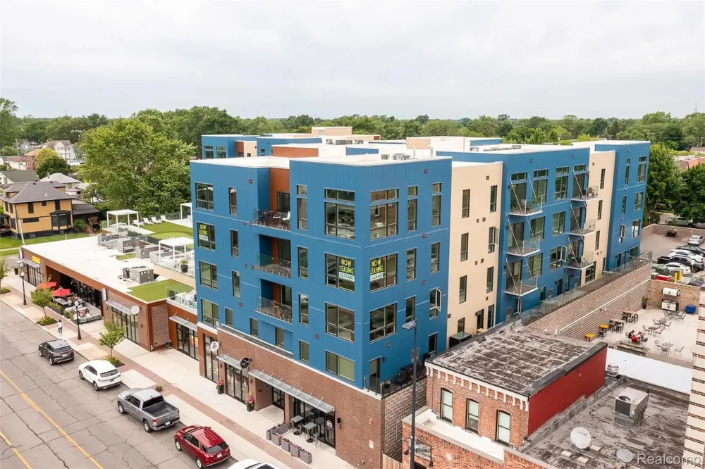 166 Oak St. Street #304 Wyandotte City, MI 48192