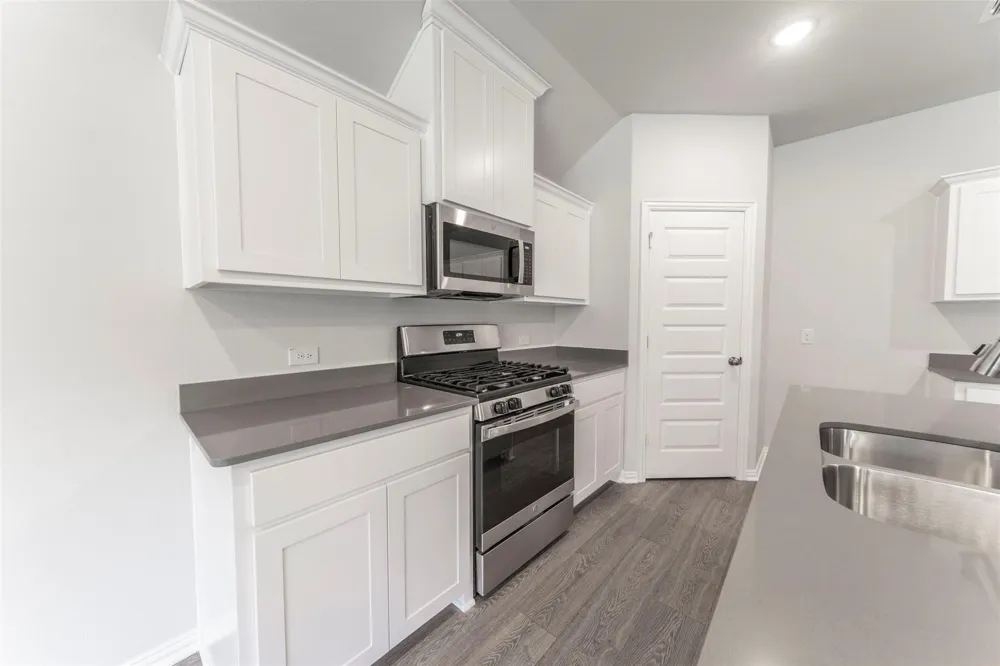 540 Brook View Drive Van Alstyne, TX 75495