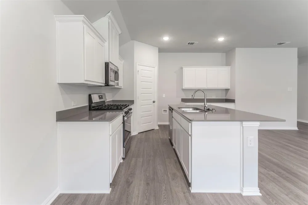 540 Brook View Drive Van Alstyne, TX 75495