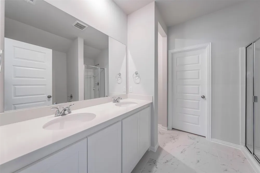 540 Brook View Drive Van Alstyne, TX 75495