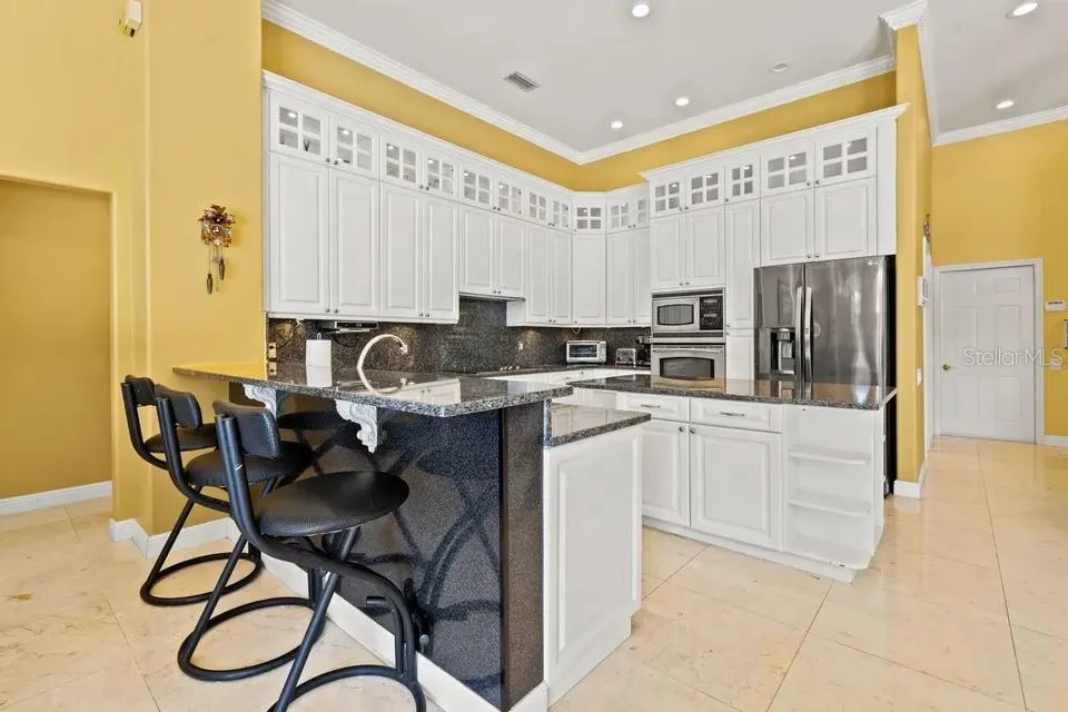 30324 LAURELWOOD LANE Wesley Chapel, FL 33543