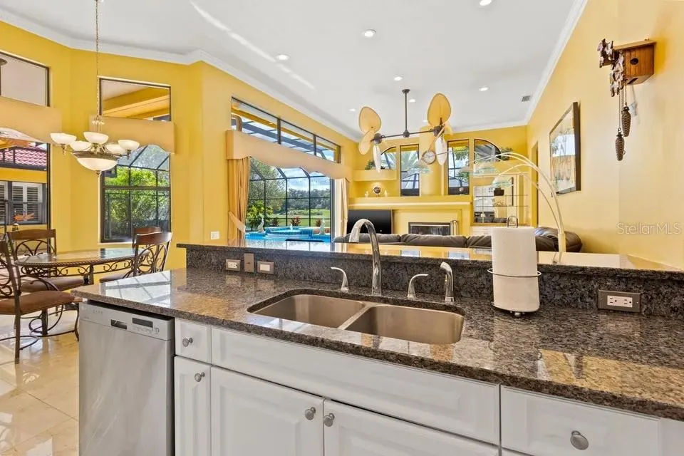 30324 LAURELWOOD LANE Wesley Chapel, FL 33543