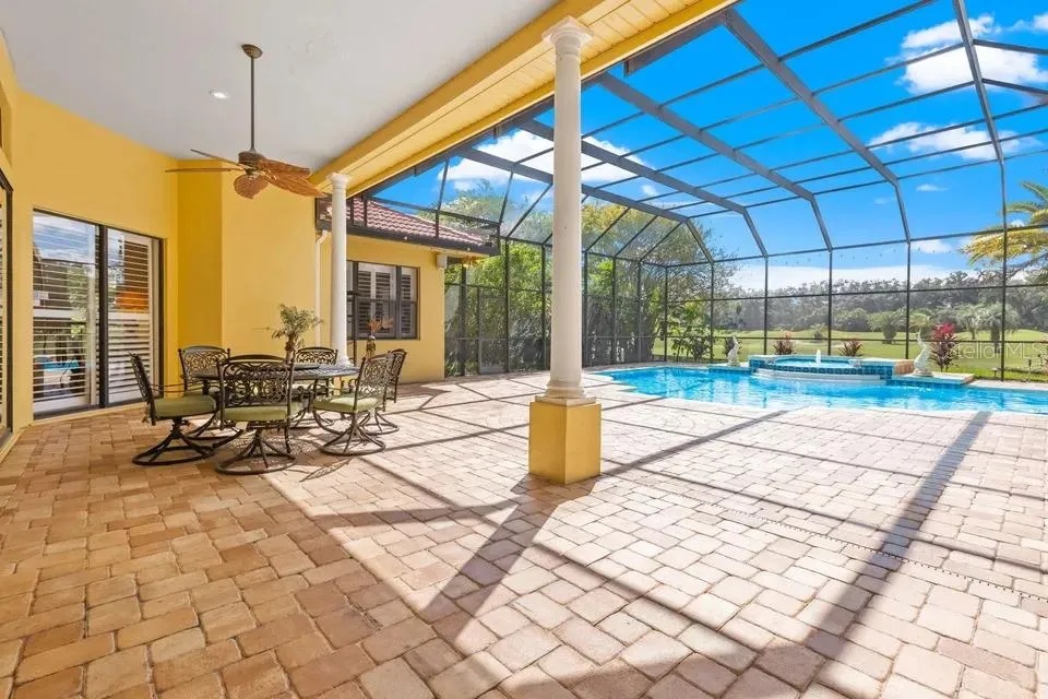 30324 LAURELWOOD LANE Wesley Chapel, FL 33543