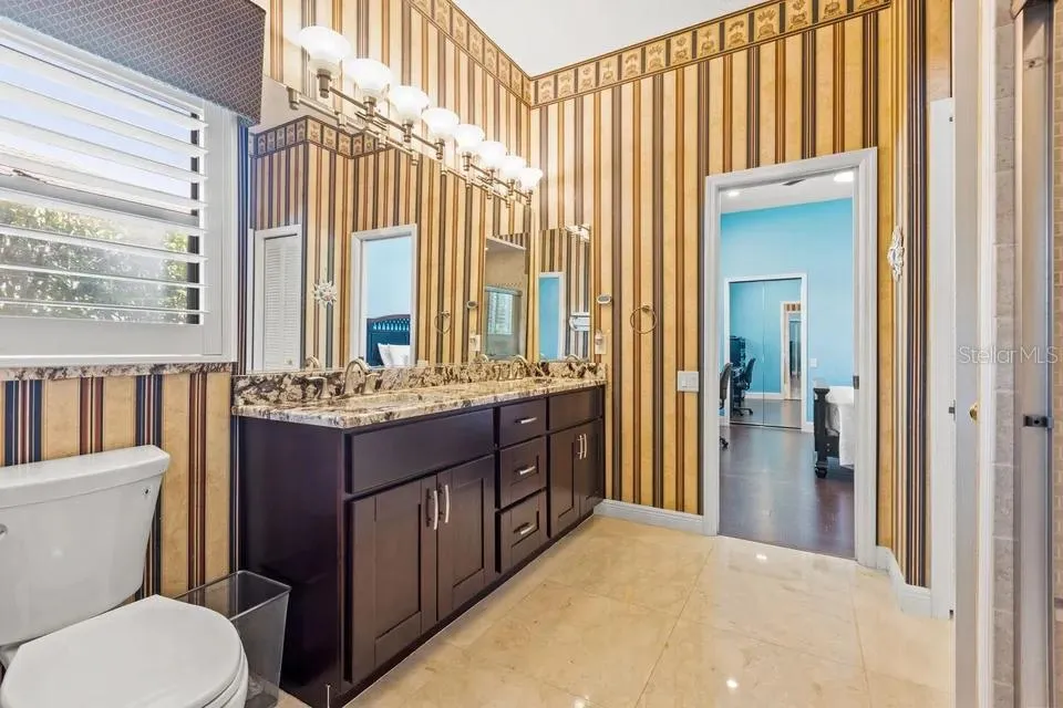 30324 LAURELWOOD LANE Wesley Chapel, FL 33543
