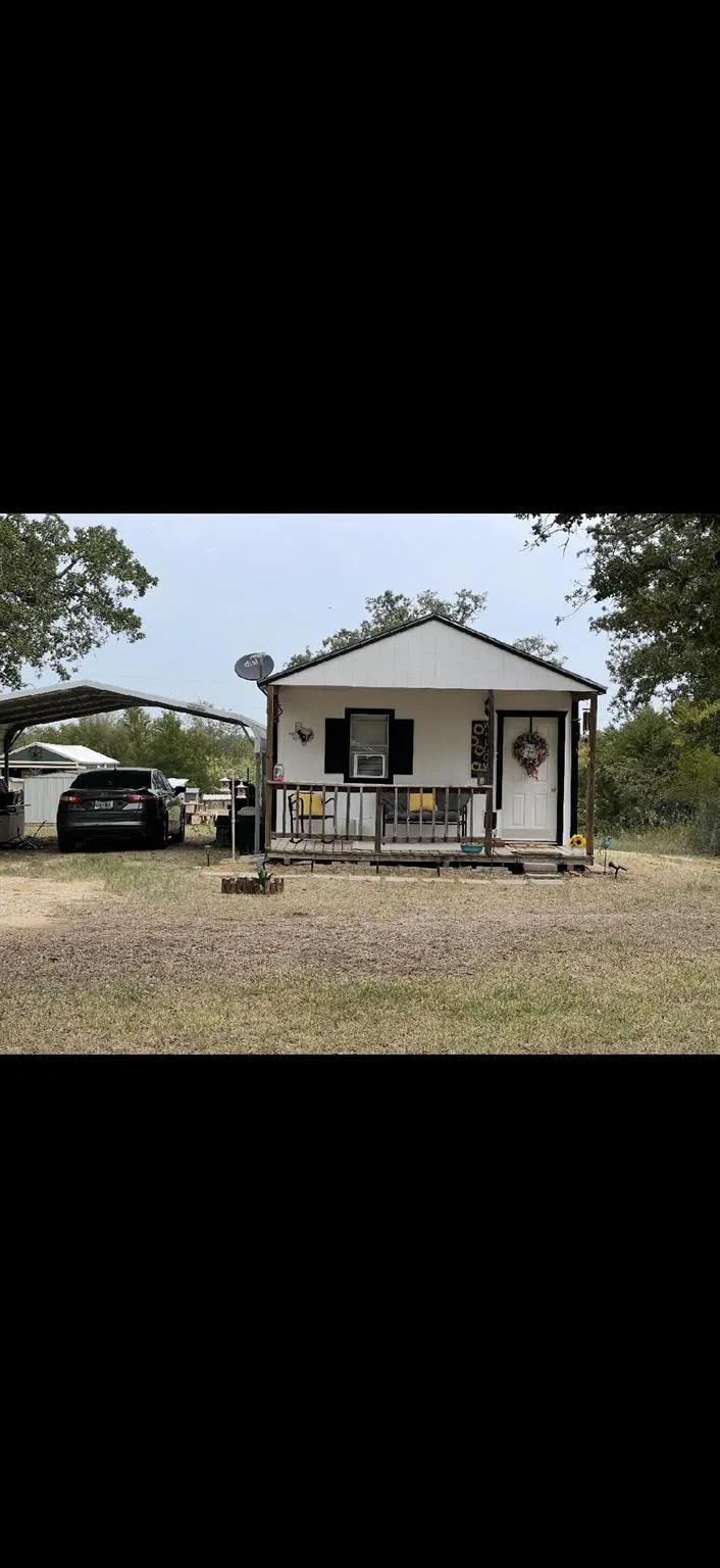 207 Hallas Road Somerville, TX 77879