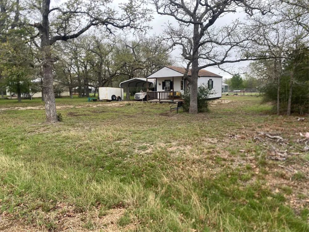 207 Hallas Road Somerville, TX 77879