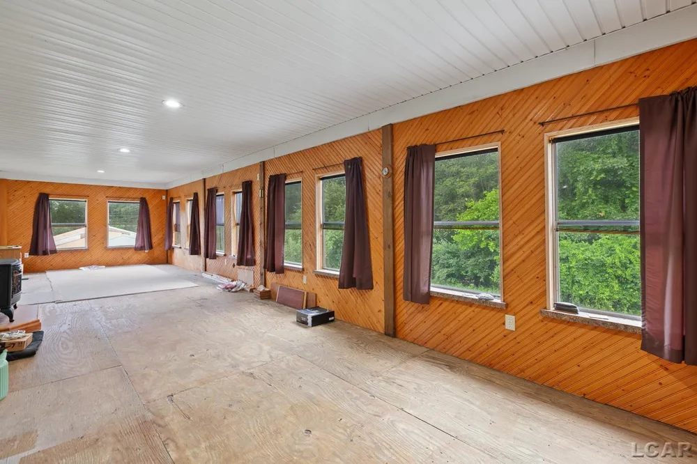 2010 S Kane Road White Oak Township, MI 49285