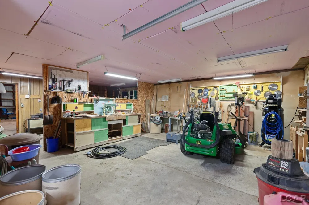2010 S Kane Road White Oak Township, MI 49285