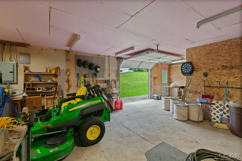 2010 S Kane Road White Oak Township, MI 49285