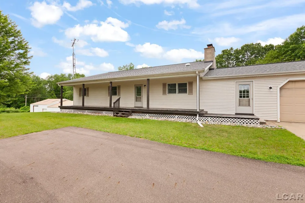 2010 S Kane Road White Oak Township, MI 49285