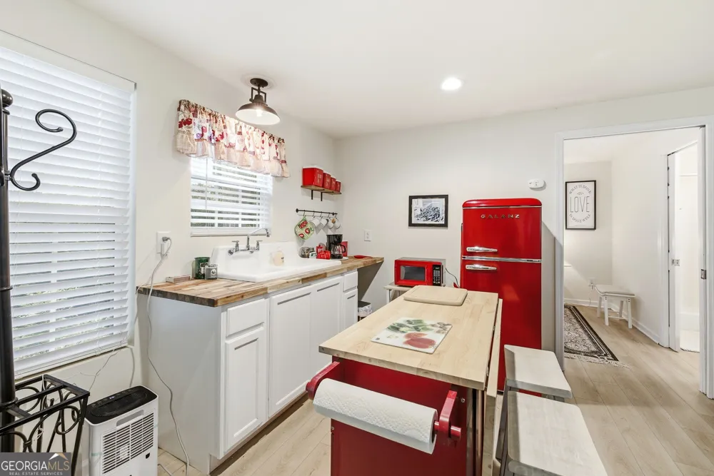 575 Hidden Valley DR Demorest, GA 30535