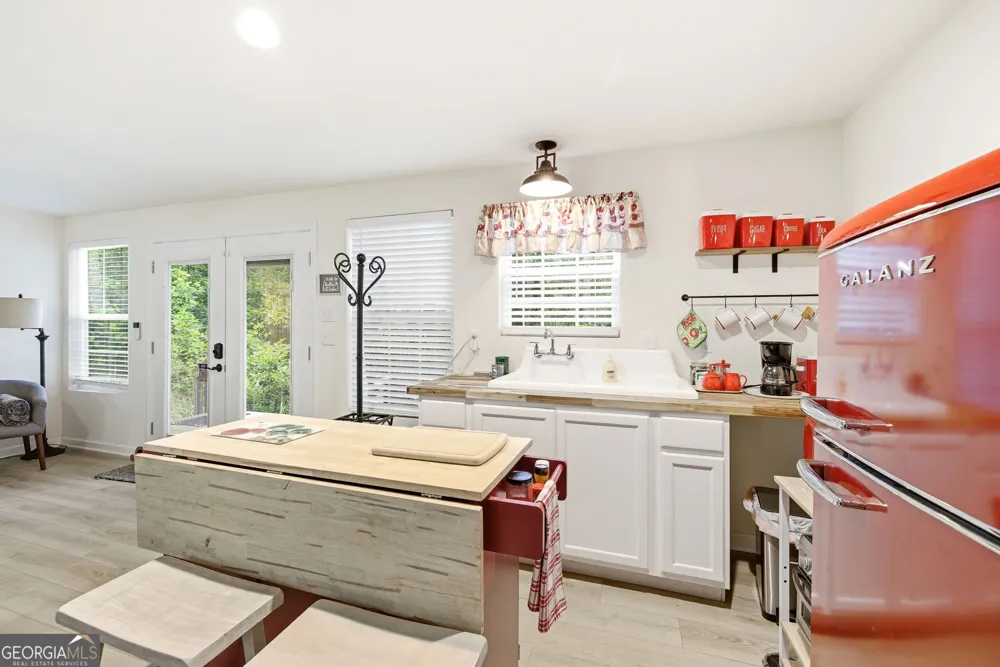 575 Hidden Valley DR Demorest, GA 30535