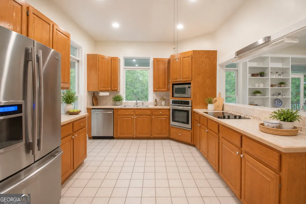 613 Kings WAY St. Marys, GA 31558
