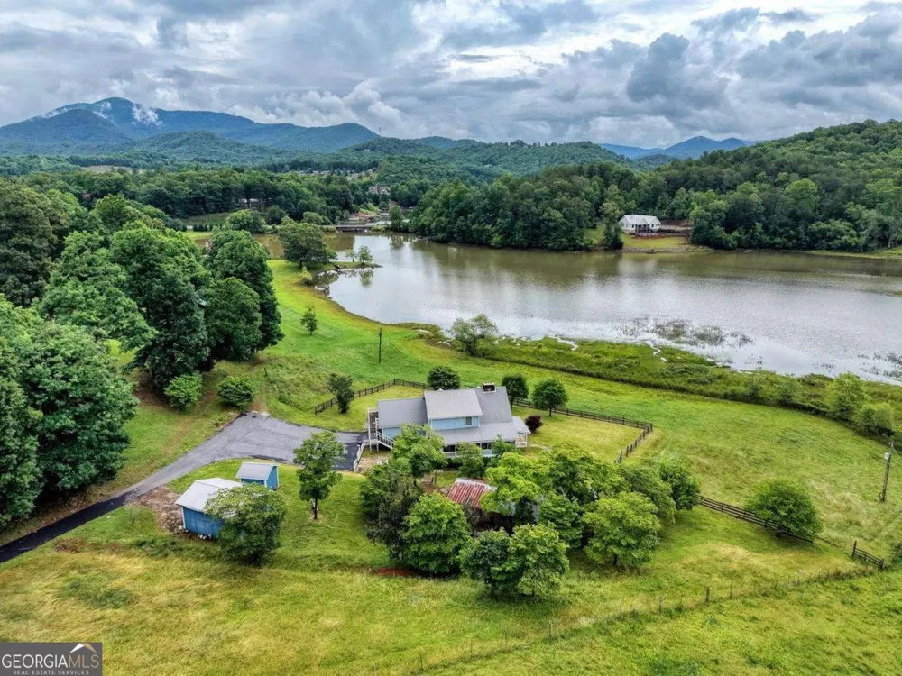 838 Tay Walk WAY Hiawassee, GA 30546