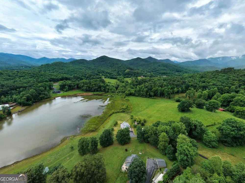 838 Tay Walk WAY Hiawassee, GA 30546