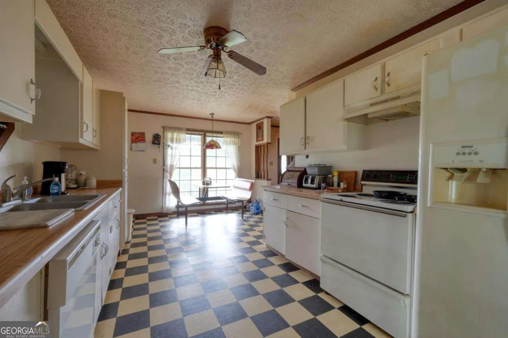 838 Tay Walk WAY Hiawassee, GA 30546