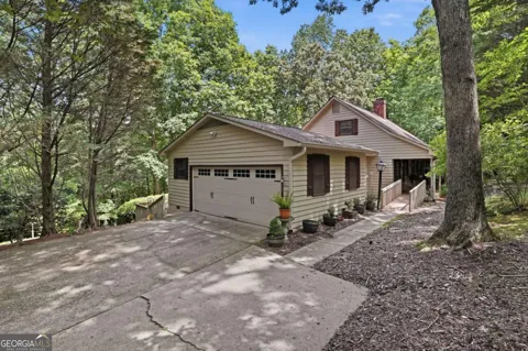 988 Woodland