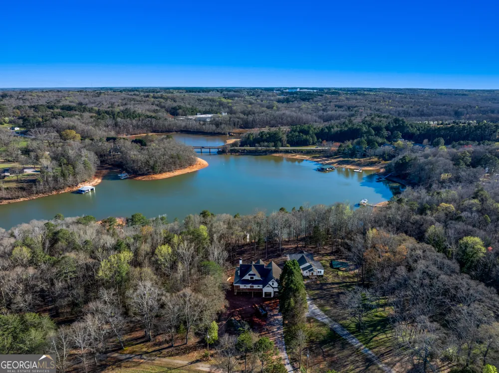 202 Cherry Rose LN Hartwell, GA 30643