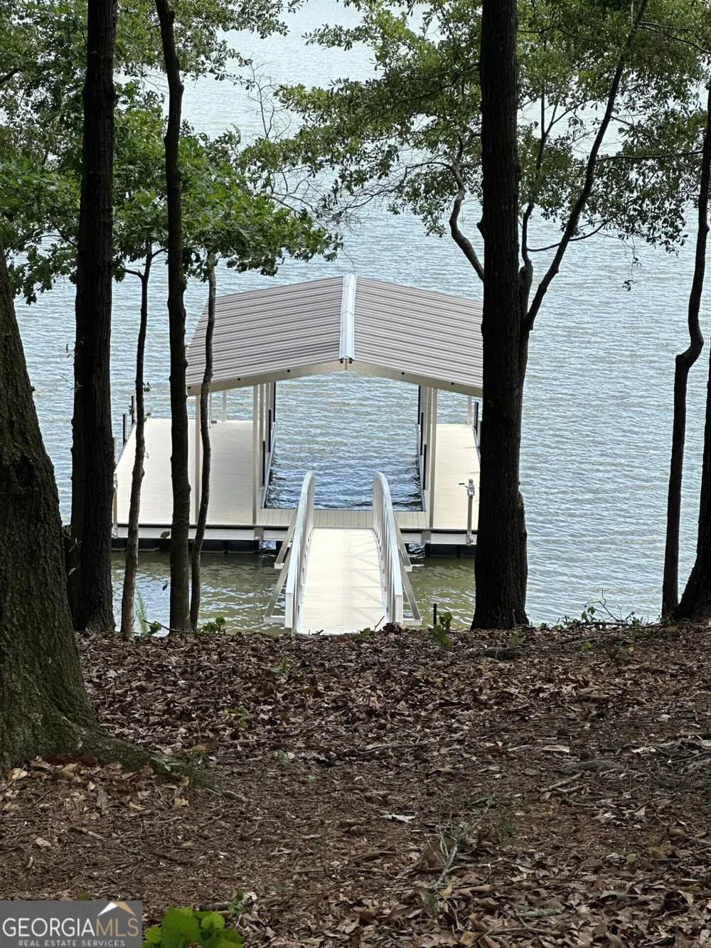 202 Cherry Rose LN Hartwell, GA 30643