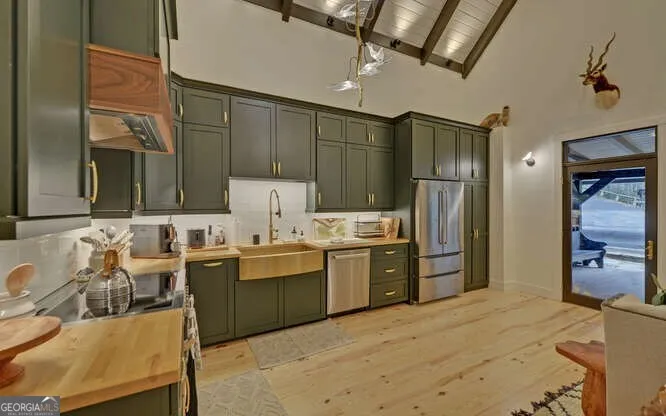 7670 Hiawassee Wilderness TRL Hiawassee, GA 30546