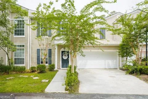 2502 B Jerry Jones DR