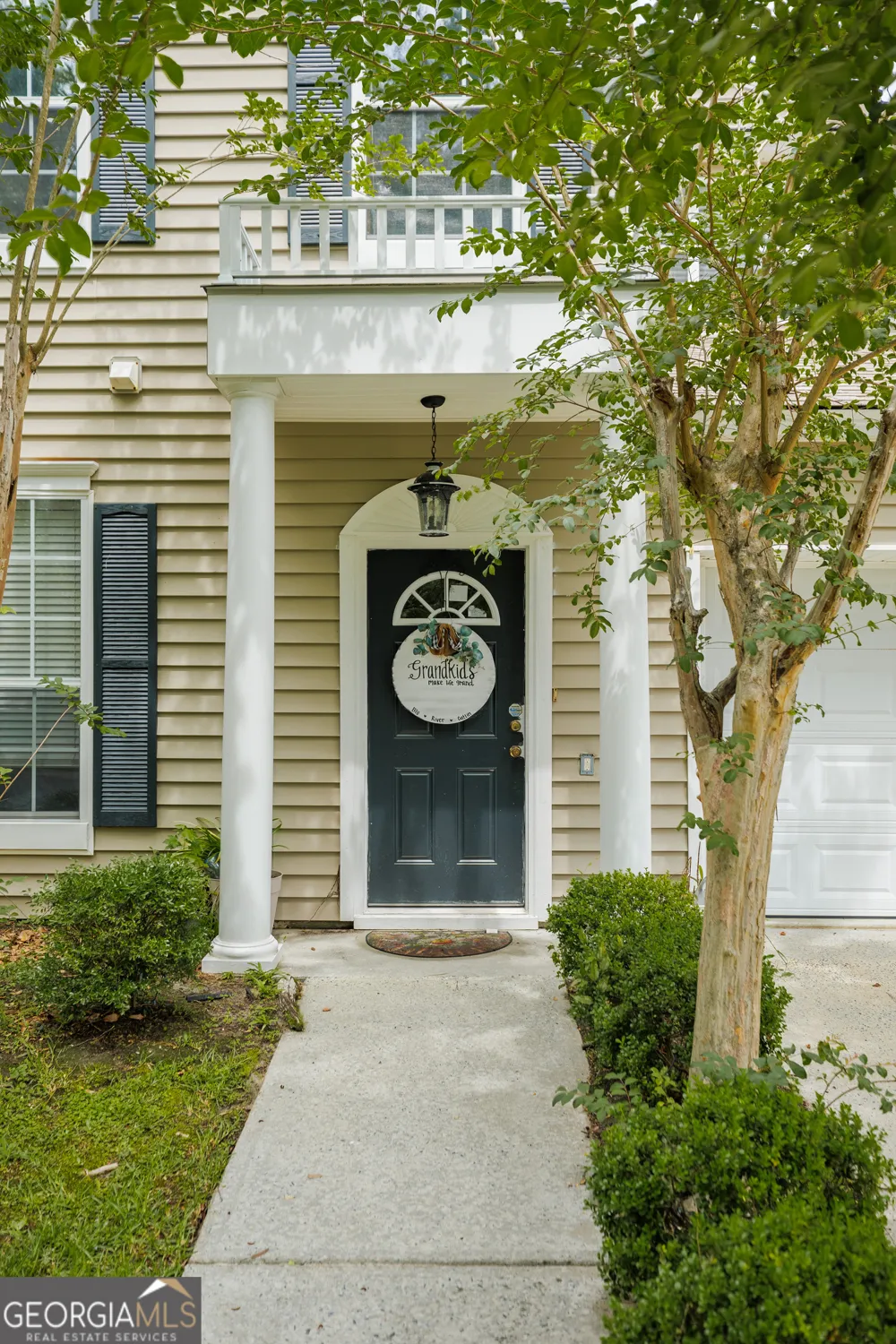 2502 B Jerry Jones DR Valdosta, GA 31602