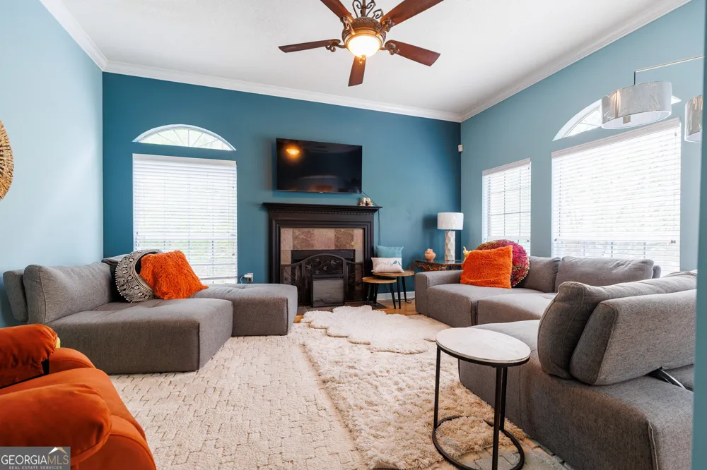 2502 B Jerry Jones DR Valdosta, GA 31602