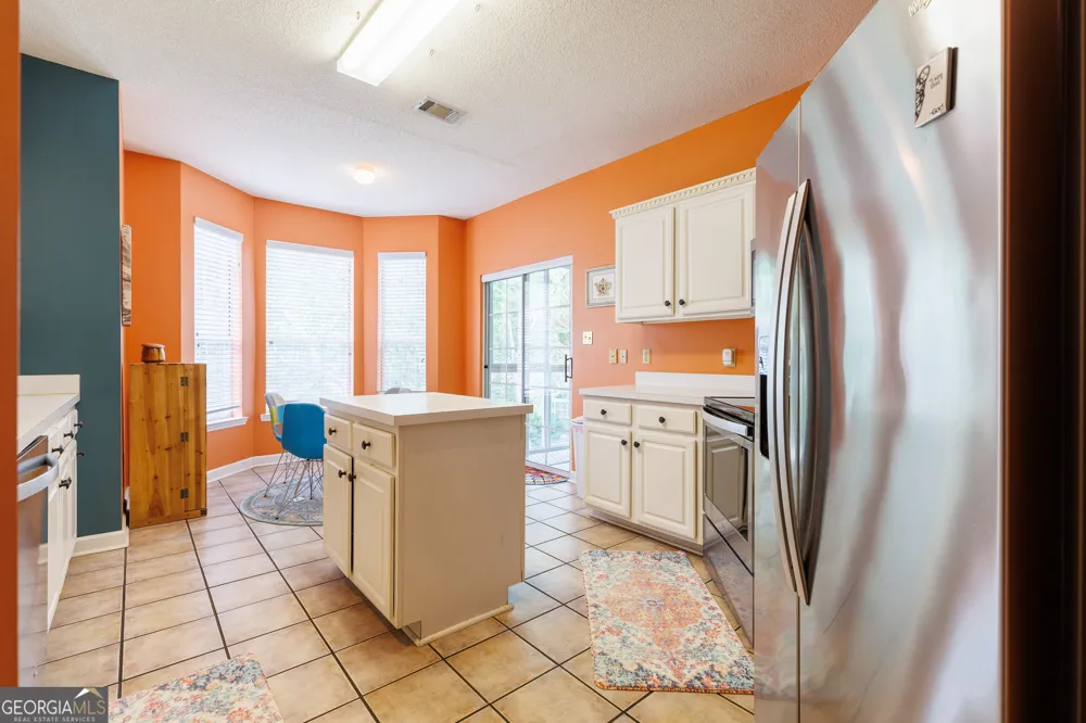 2502 B Jerry Jones DR Valdosta, GA 31602