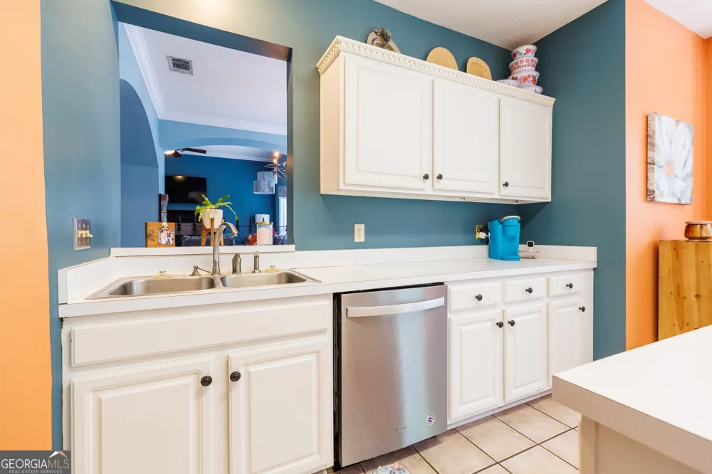 2502 B Jerry Jones DR Valdosta, GA 31602