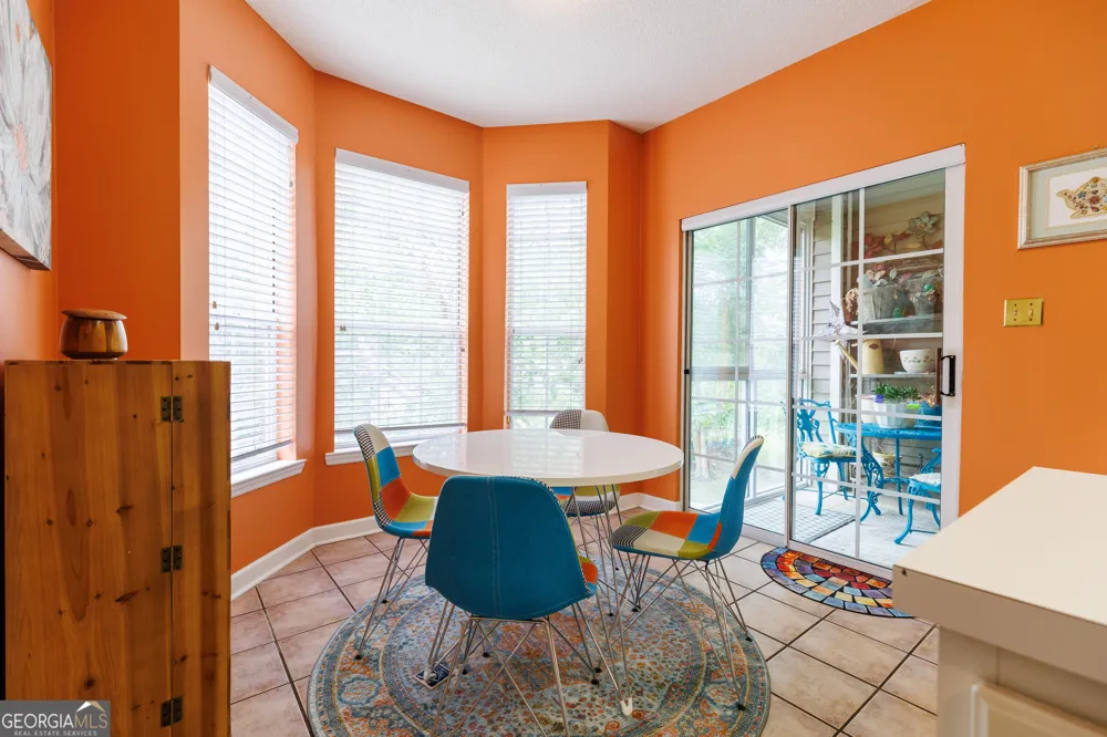2502 B Jerry Jones DR Valdosta, GA 31602