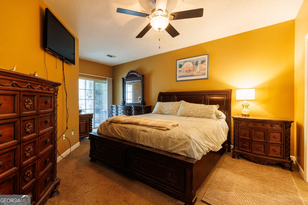 2502 B Jerry Jones DR Valdosta, GA 31602