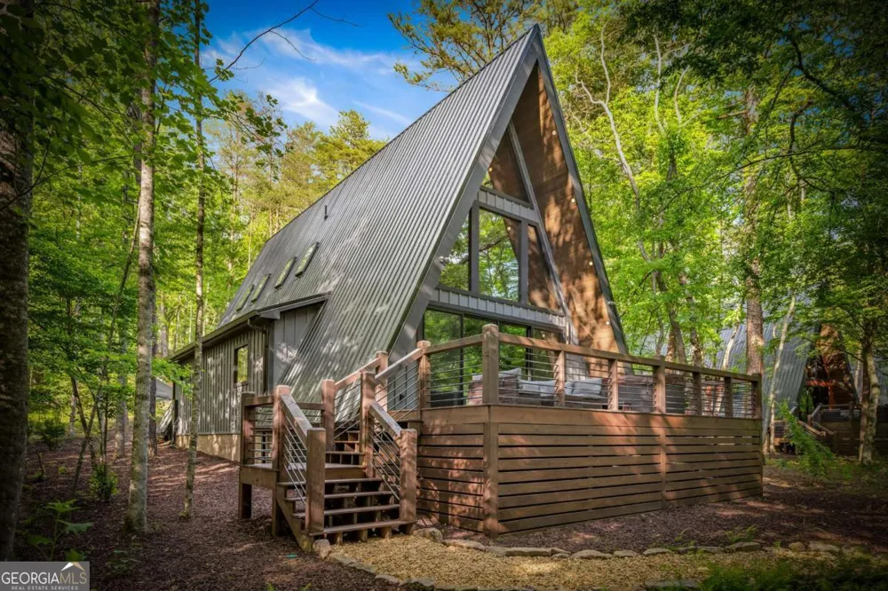 44 Magnolia TRL McCaysville, GA 30555