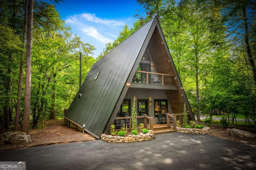44 Magnolia TRL McCaysville, GA 30555