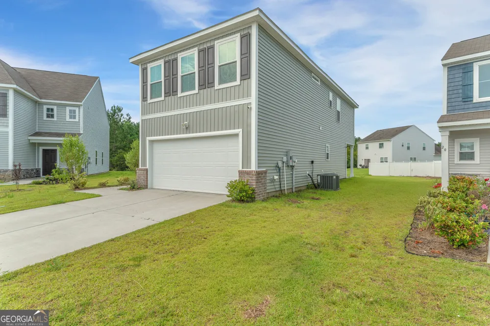 22 Cypress Loop Port Wentworth, GA 31407