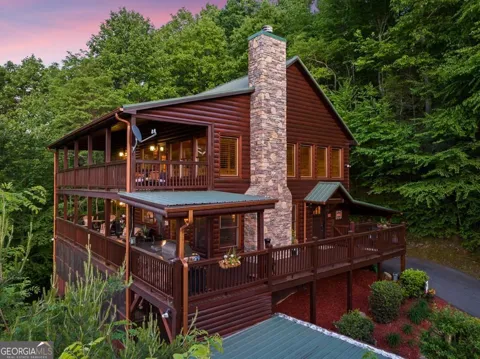 115 Mountain High DR