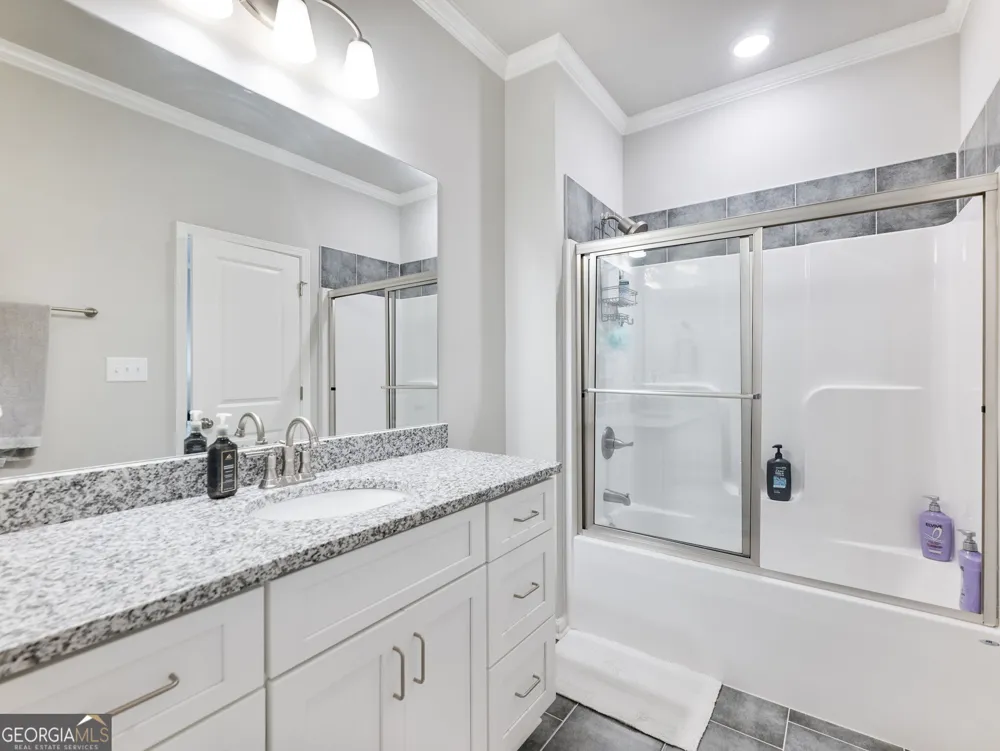 406 Sunset DR Statham, GA 30666