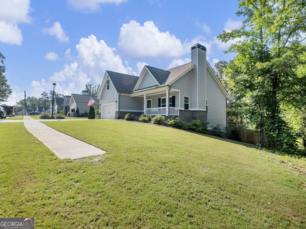 406 Sunset DR Statham, GA 30666