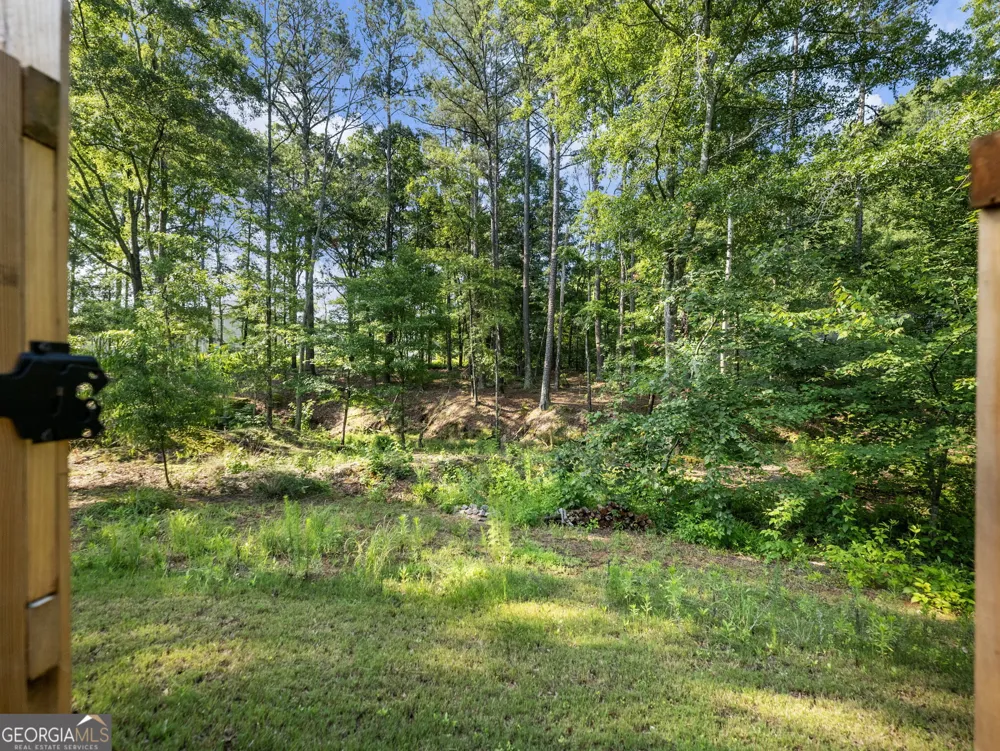 406 Sunset DR Statham, GA 30666