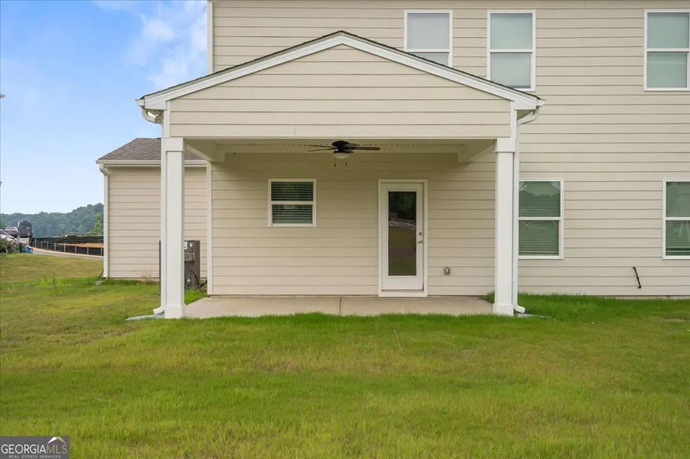 100 Wildflower CIR Calhoun, GA 30701