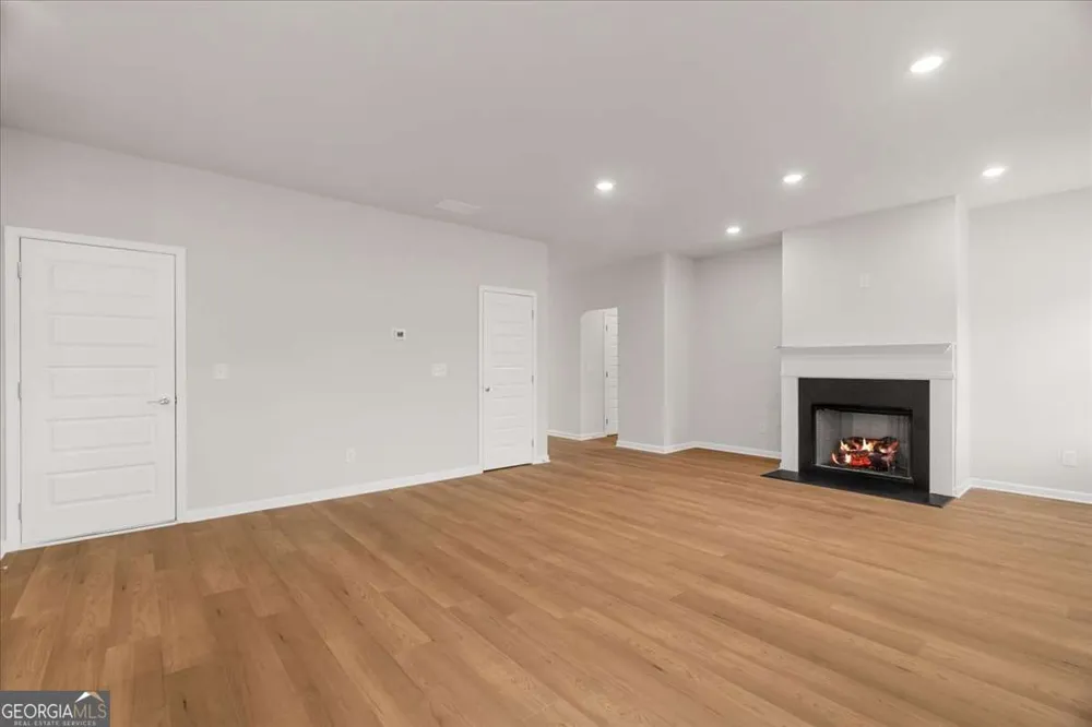 100 Wildflower CIR Calhoun, GA 30701