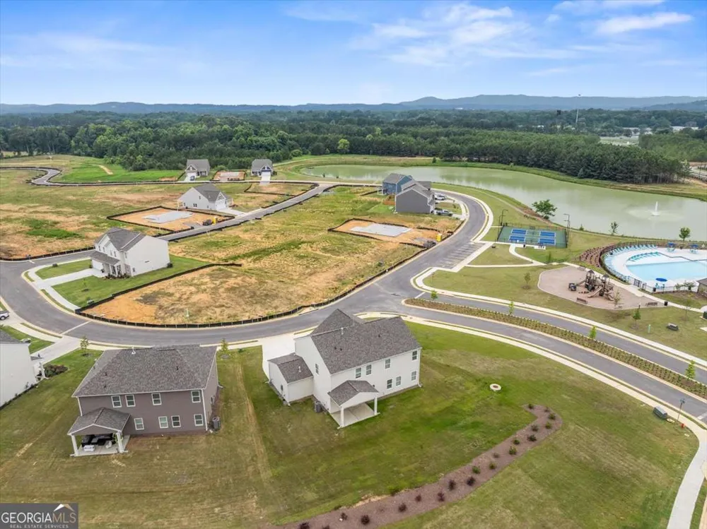 100 Wildflower CIR Calhoun, GA 30701