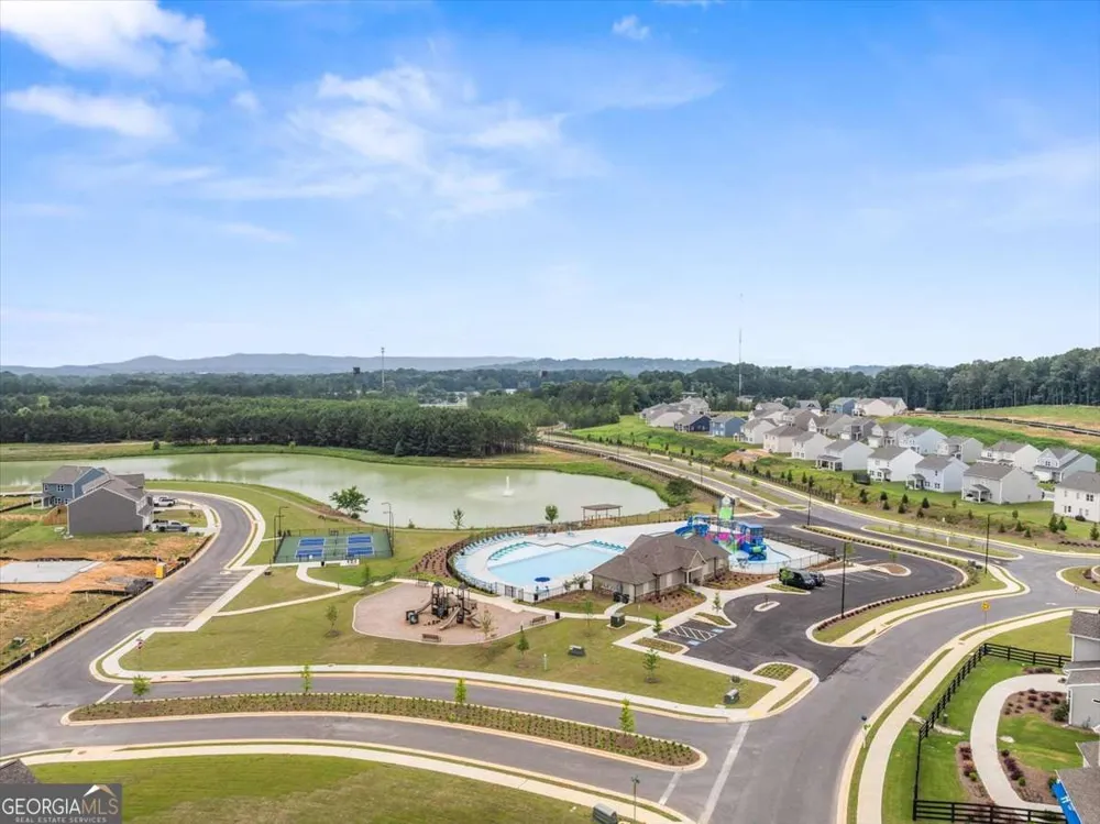 100 Wildflower CIR Calhoun, GA 30701