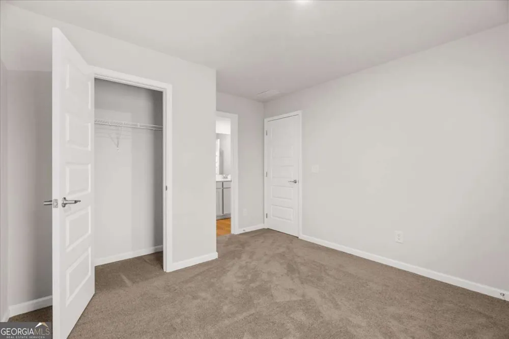 100 Wildflower CIR Calhoun, GA 30701