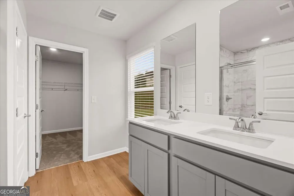 100 Wildflower CIR Calhoun, GA 30701