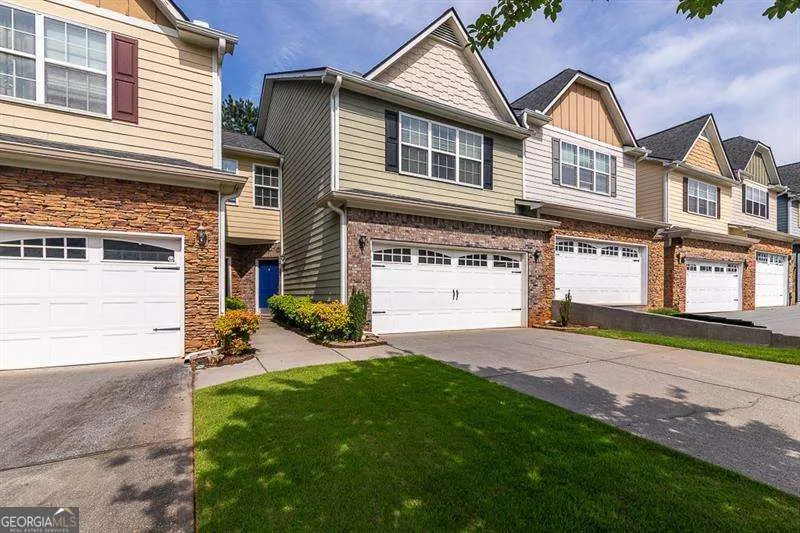 4557 Rainier WAY NW Acworth, GA 30101