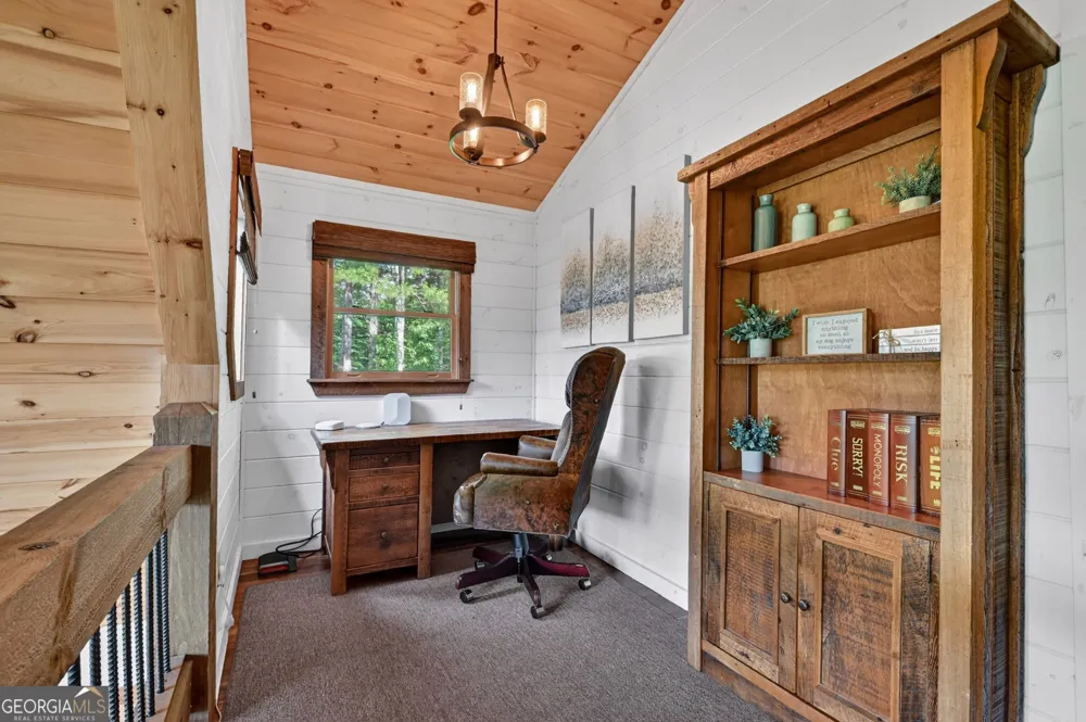255 Indian Ridge RD Epworth, GA 30541