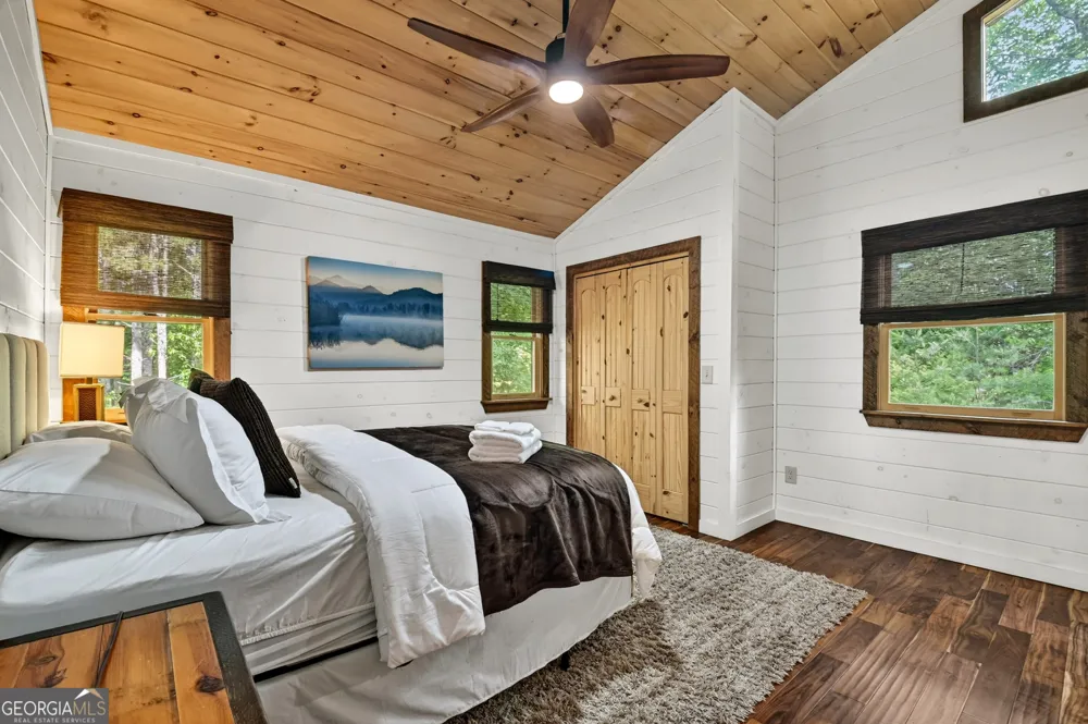 255 Indian Ridge RD Epworth, GA 30541
