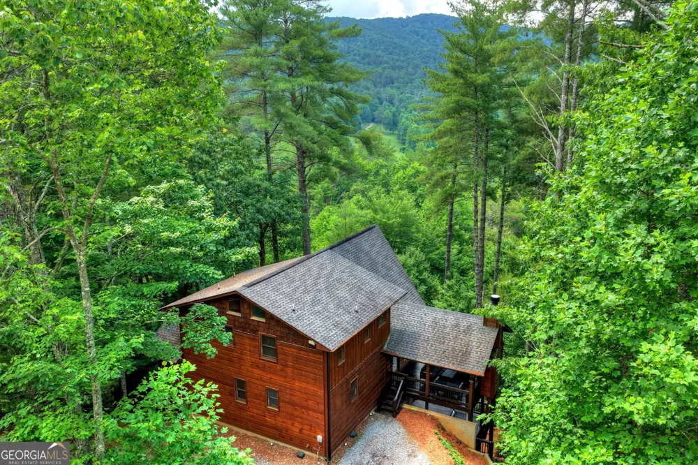 255 Indian Ridge RD Epworth, GA 30541