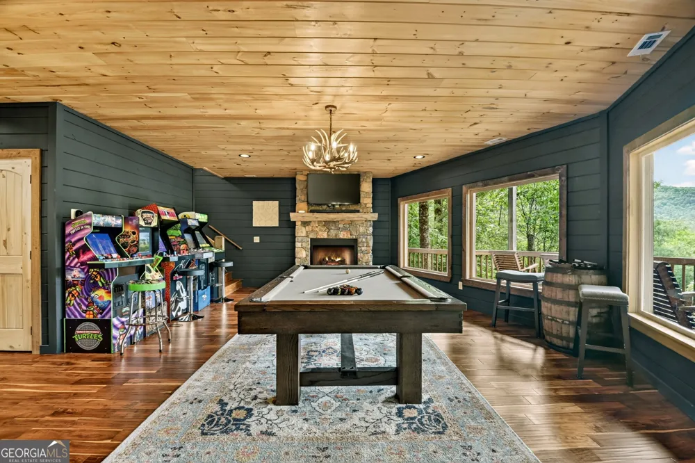 255 Indian Ridge RD Epworth, GA 30541